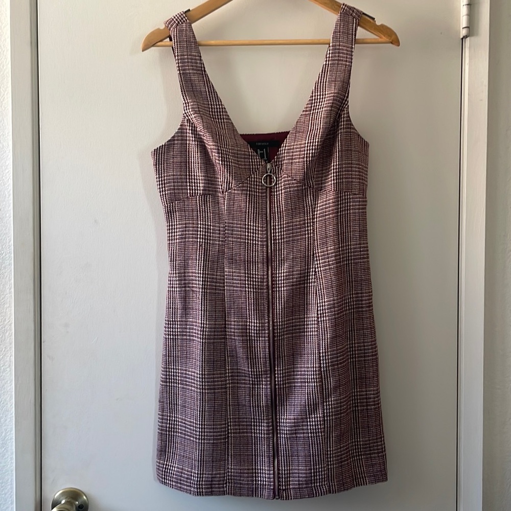 FOREVER21 Short Plaid Mini Skirt with Front Zip